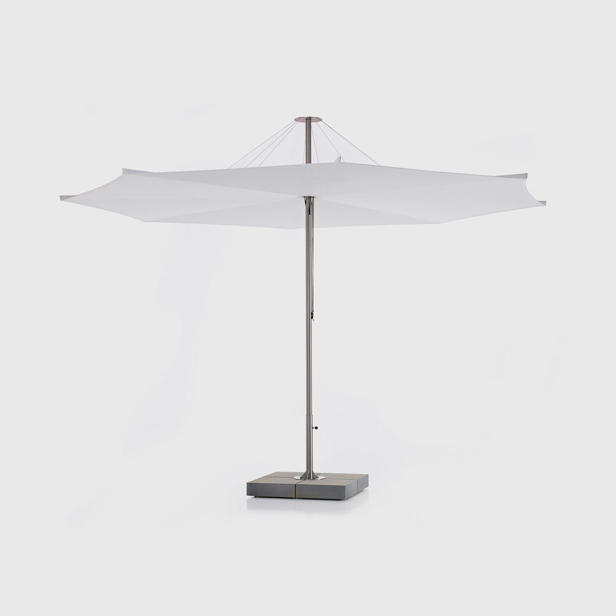 Inumbra Outdoor Umbrella, Medium