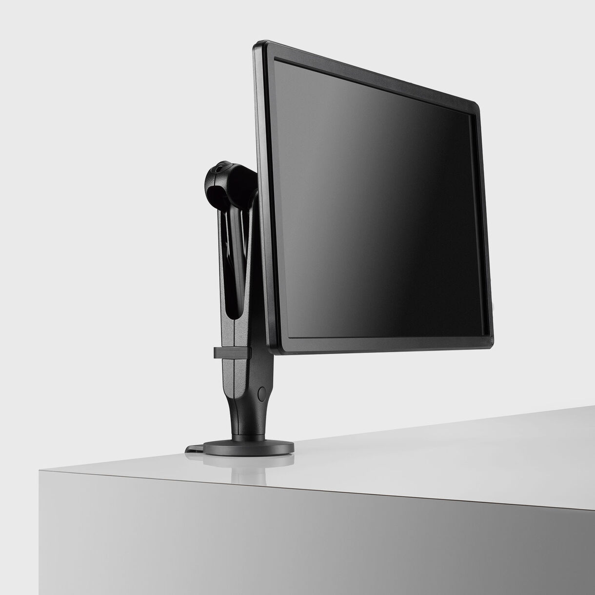Ollin Monitor Arm, Black