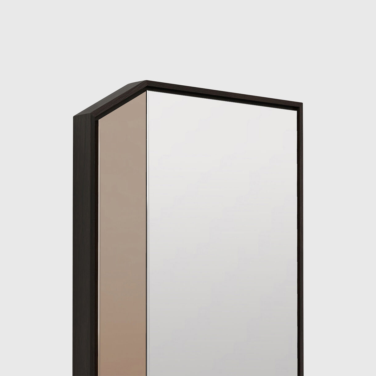 Cuadra Mirror