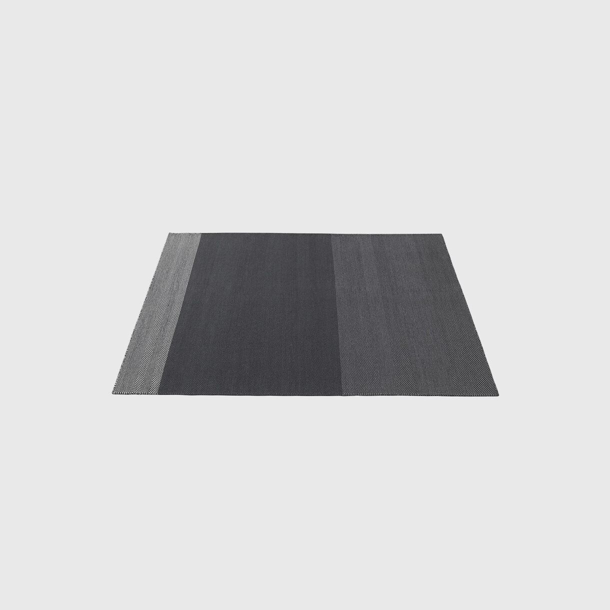 Varjo Rug, 1700 x 2400mm, Dark Grey