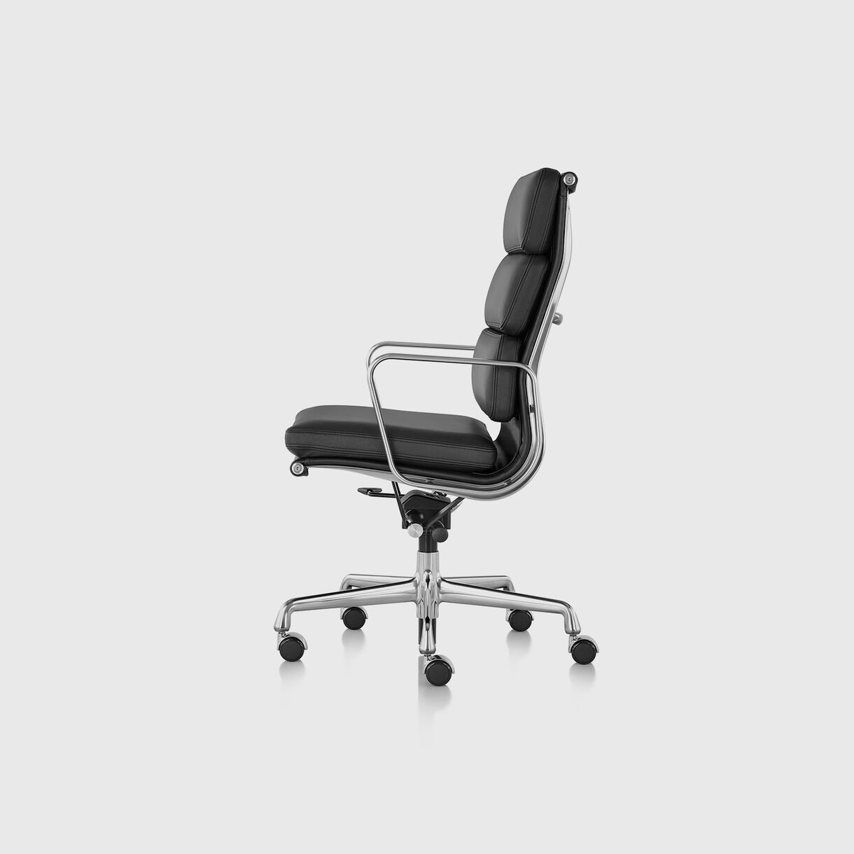 Eames Soft Pad Group Executive Chair, Black Leather & Polished Aluminium