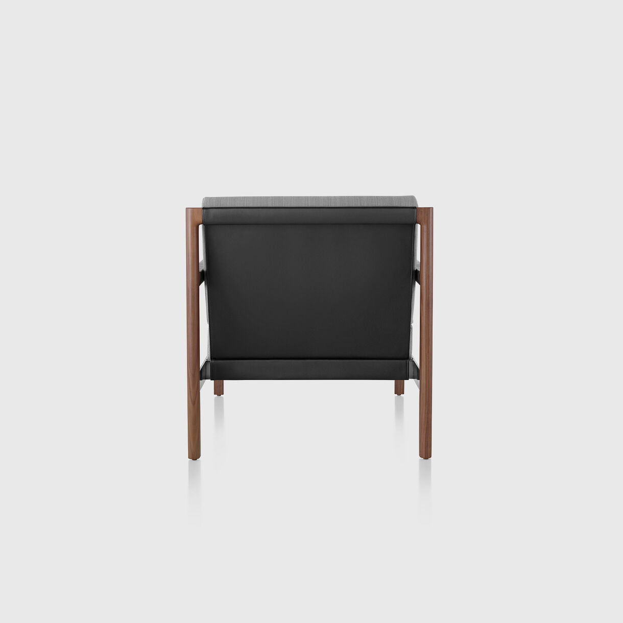 Brabo Lounge Chair