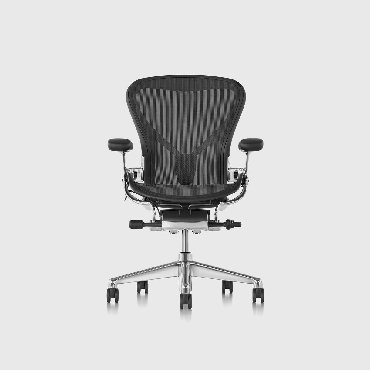 Aeron Chair Remastered, Graphite & Aluminium