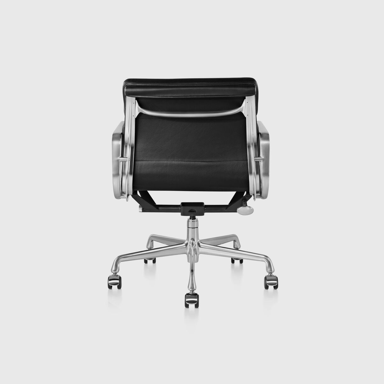 Eames Soft Pad Group Management Chair, Manual, Black Leather