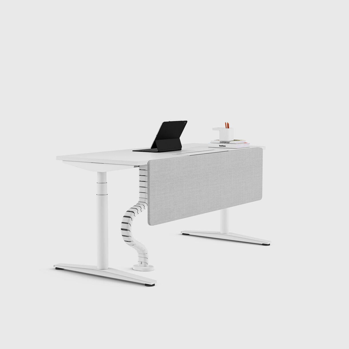 Ratio Single Freestanding Desk, Round Leg