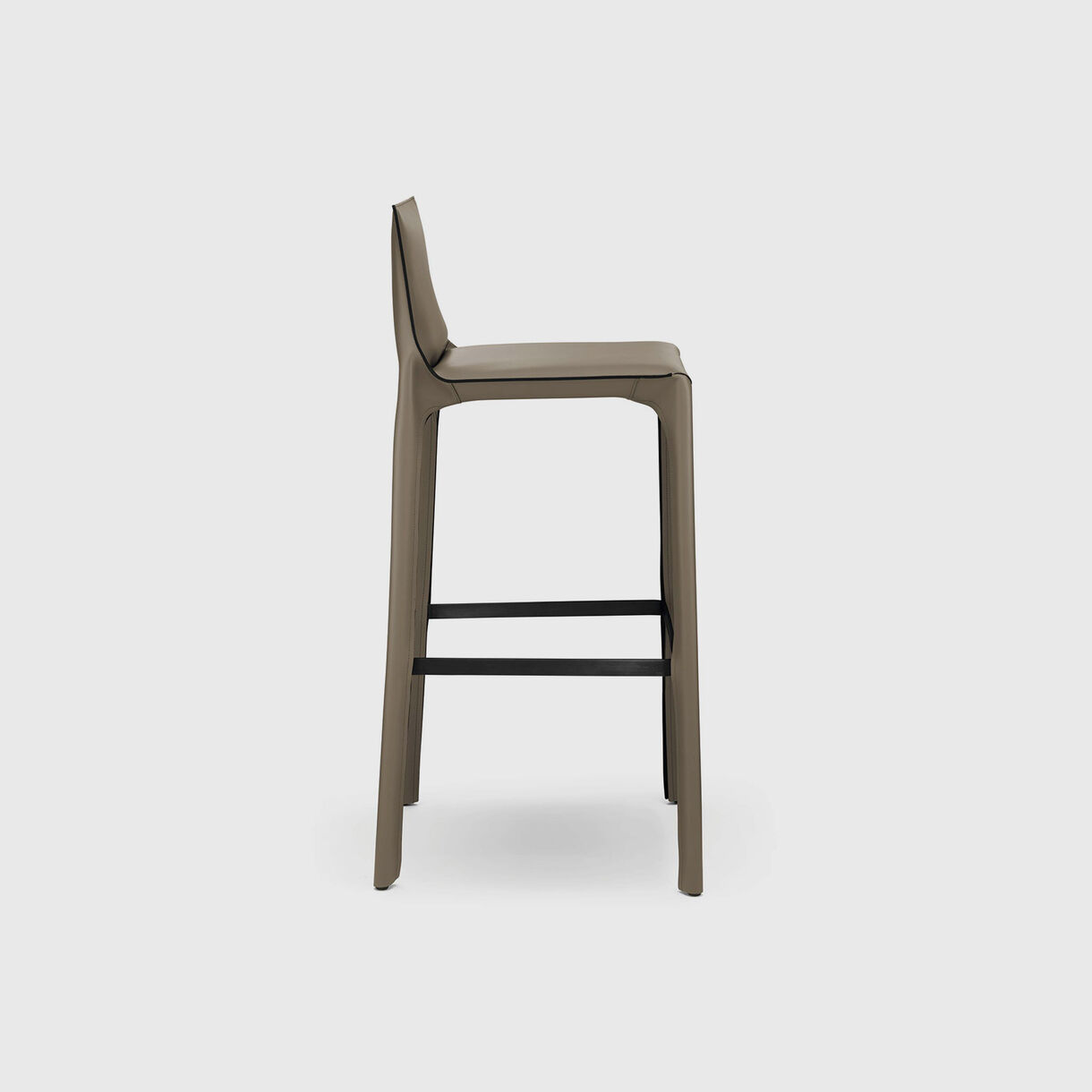 Saddle Bar Stool