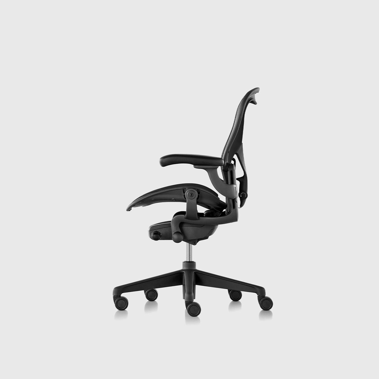 Aeron Chair, Size A, Graphite