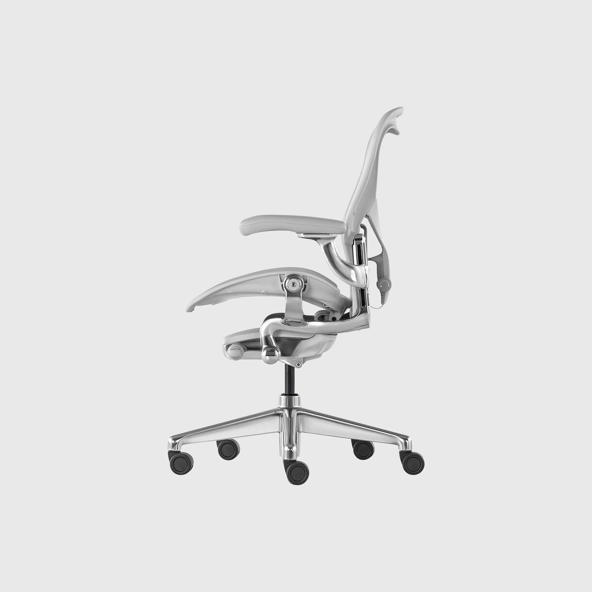 Aeron Chair, Size B, Mineral, Polished Aluminium