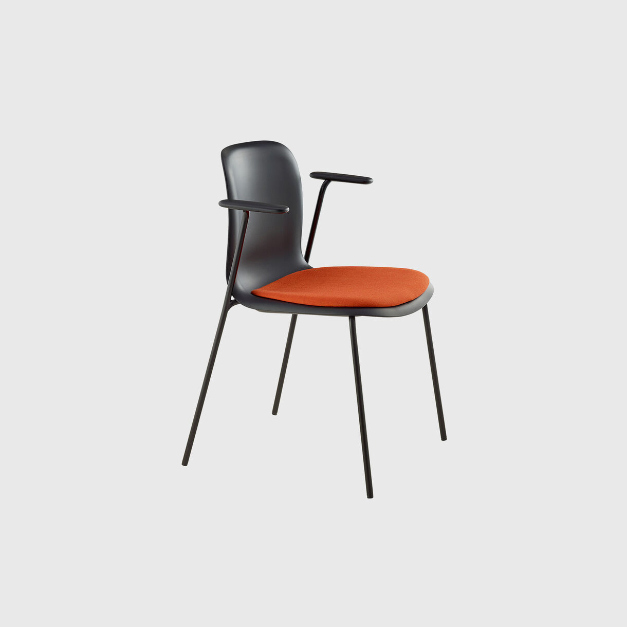 SixE Armchair