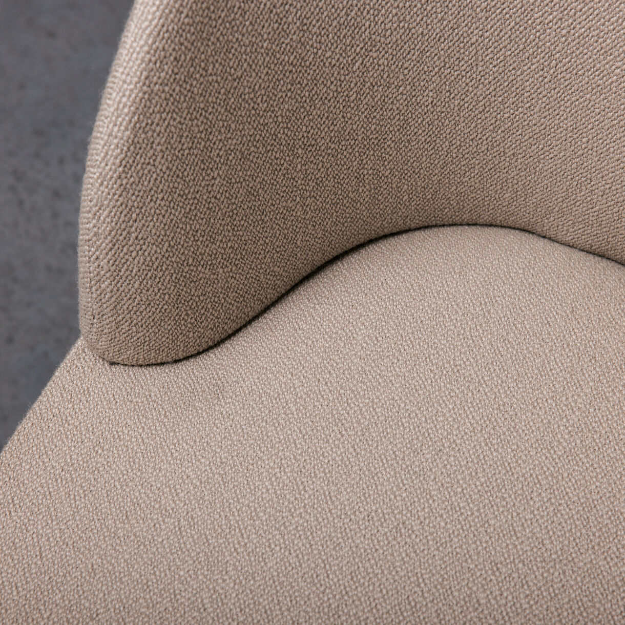 Oslo Lounge Chair, Chrome Tube Base, Vidar 222
