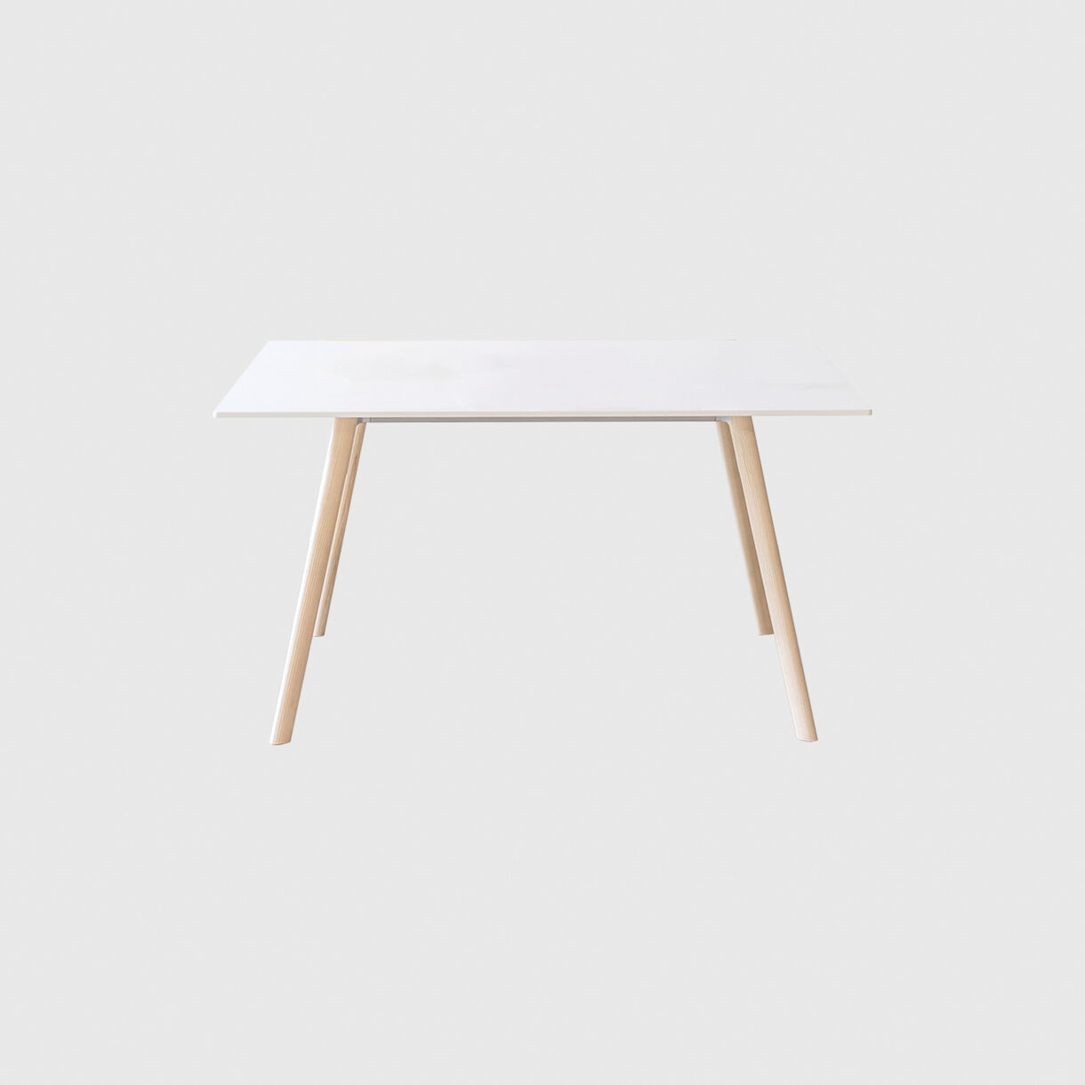 Pilo Table