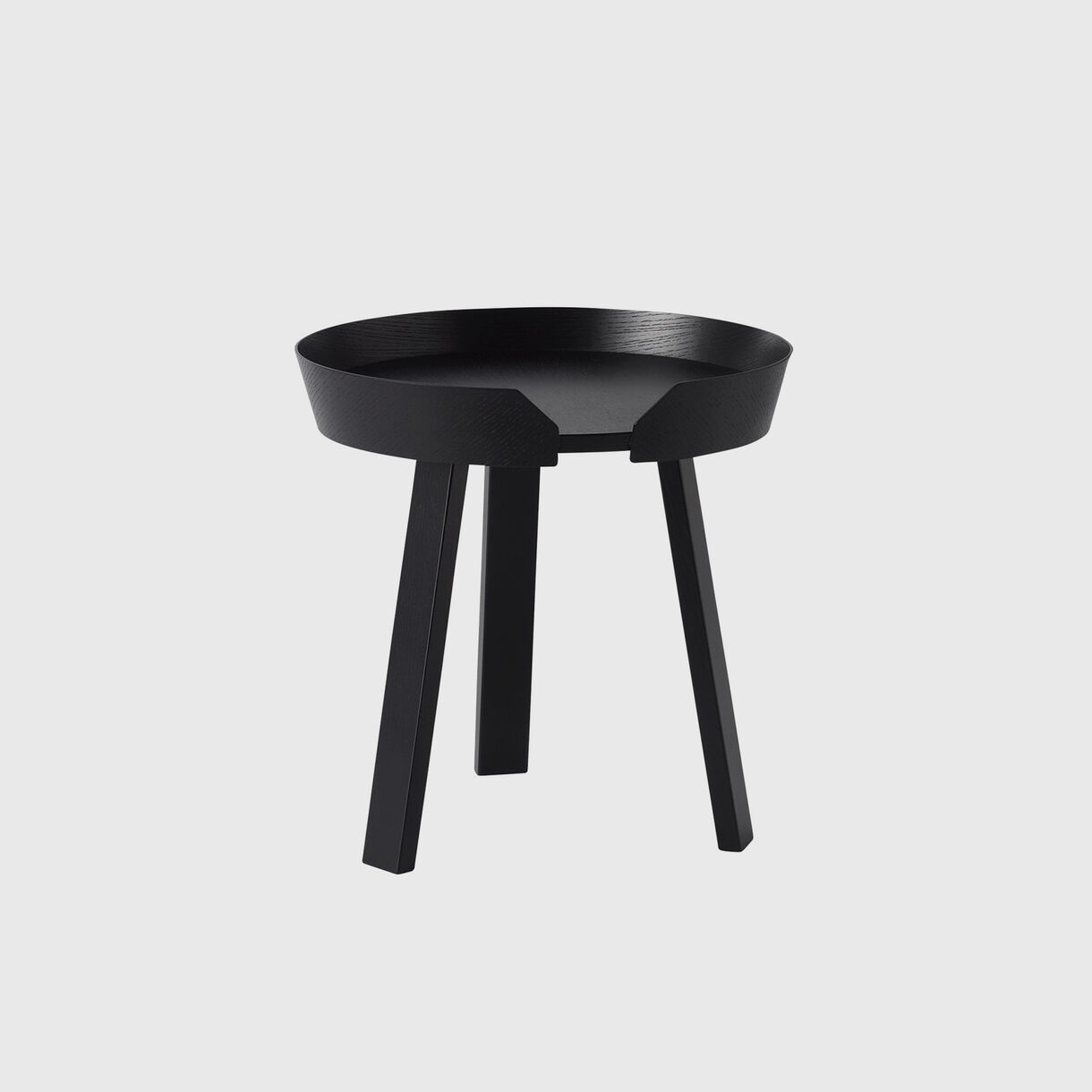 Around Coffee Table Small, Black