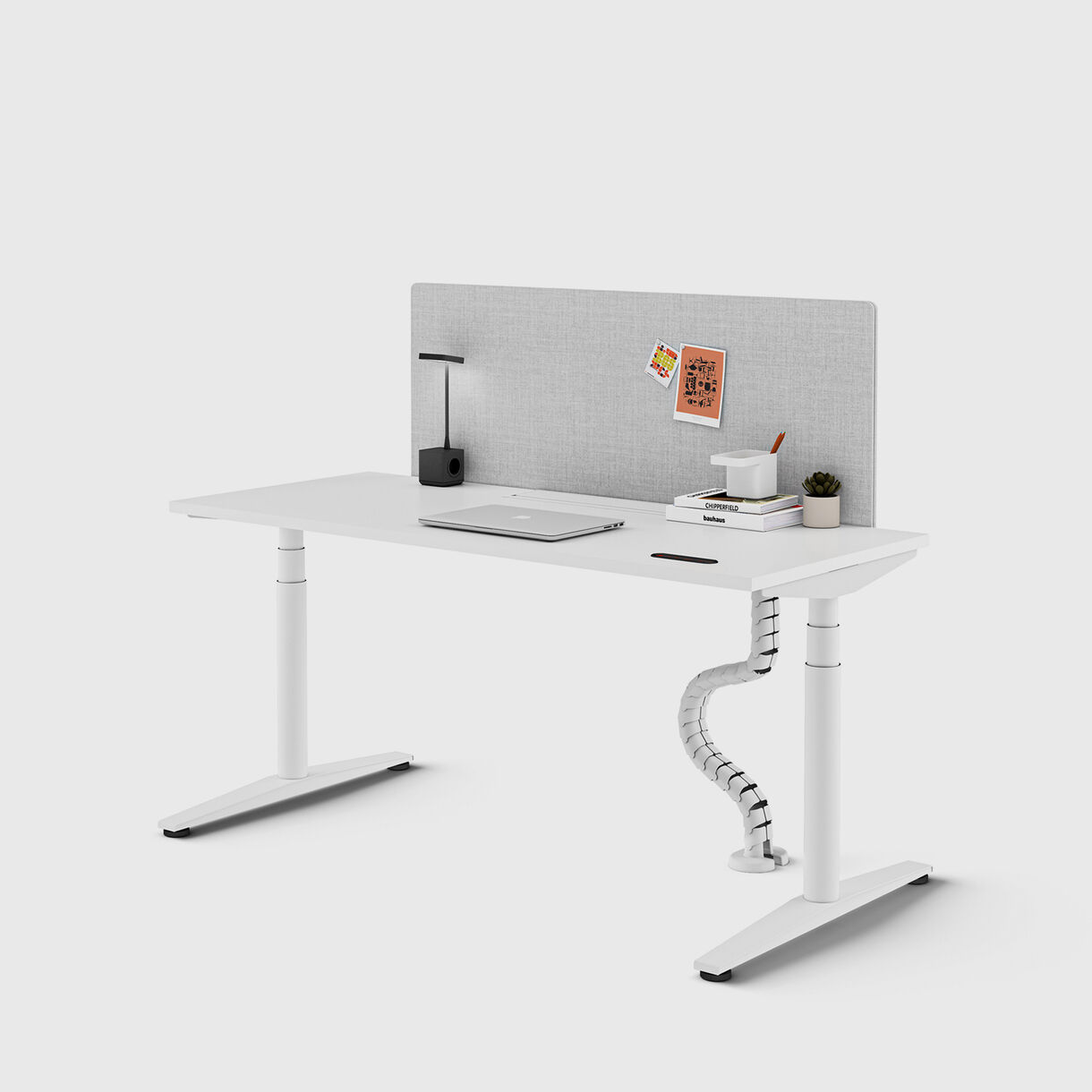 Ratio Single Freestanding Desk, Round Leg