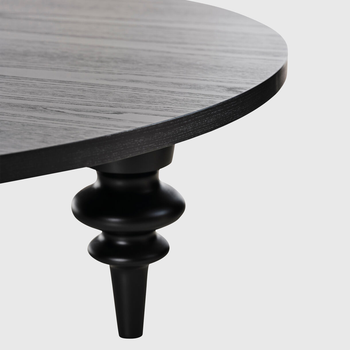 Multileg Round Low Table