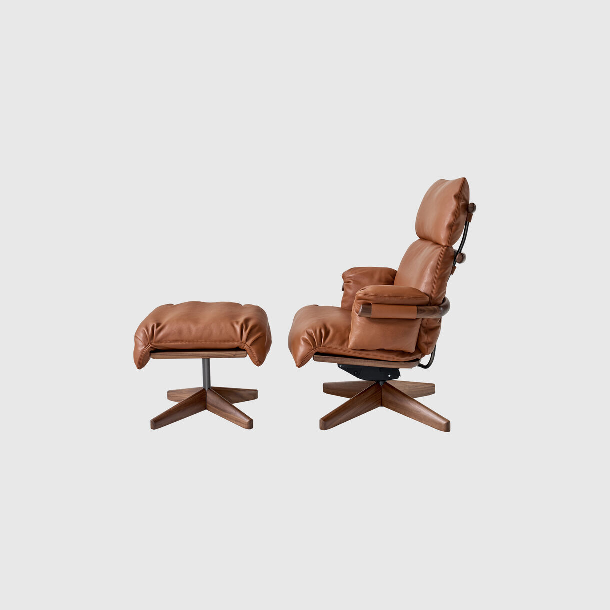 Ramus Lounge Chair and Ottoman