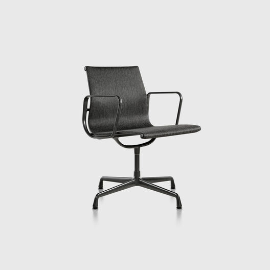 Eames&reg; Aluminium Group Side Chair, Outdoor