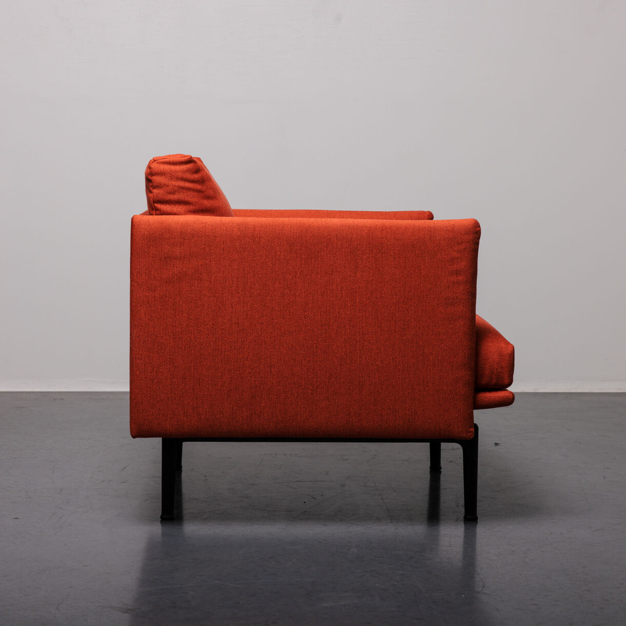 Outline Studio Chair, Black, Vancouver
