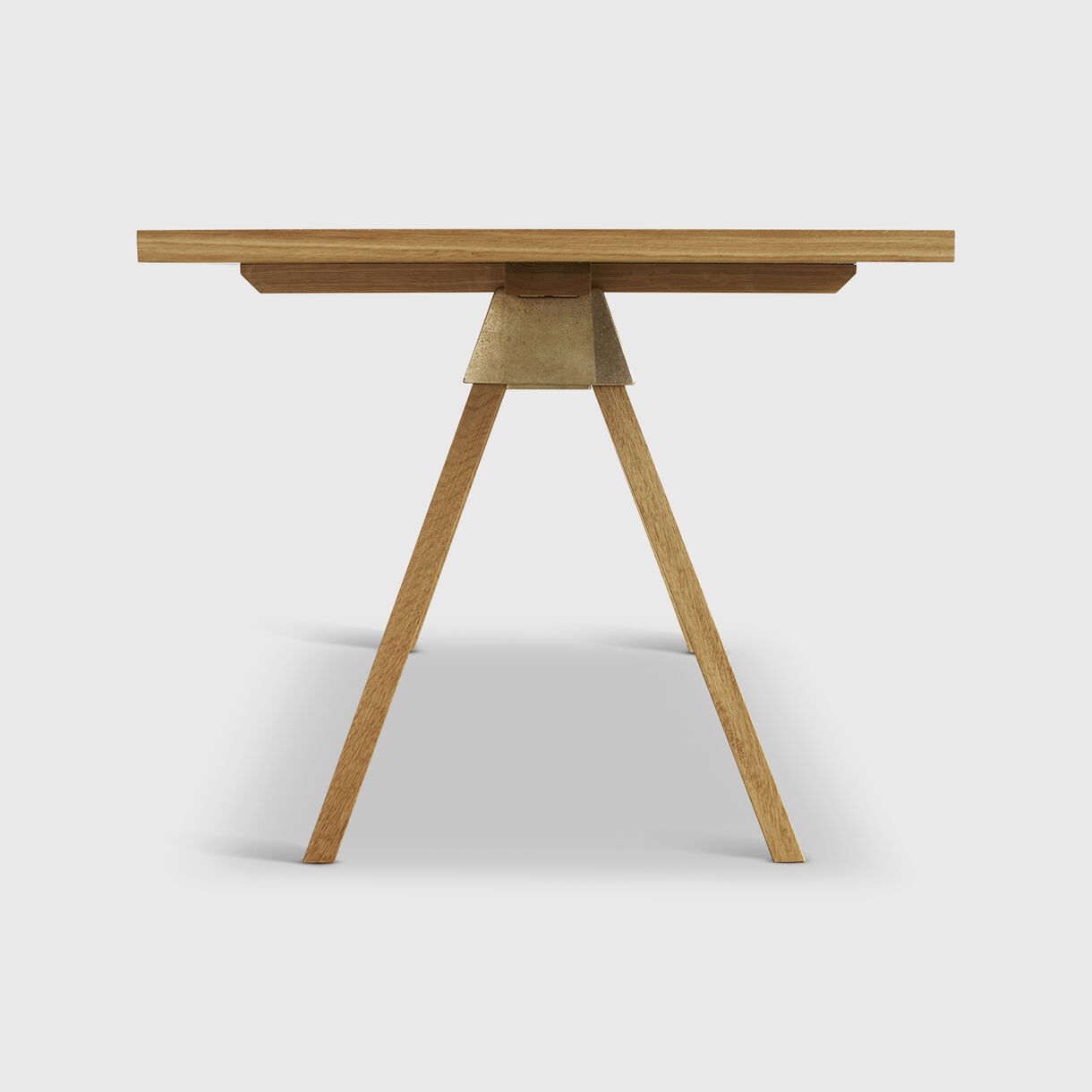 Laker AJoint Table Living Edge