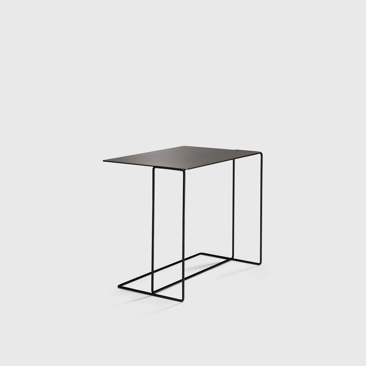 Oki Side Table, T3 Large, Bronze
