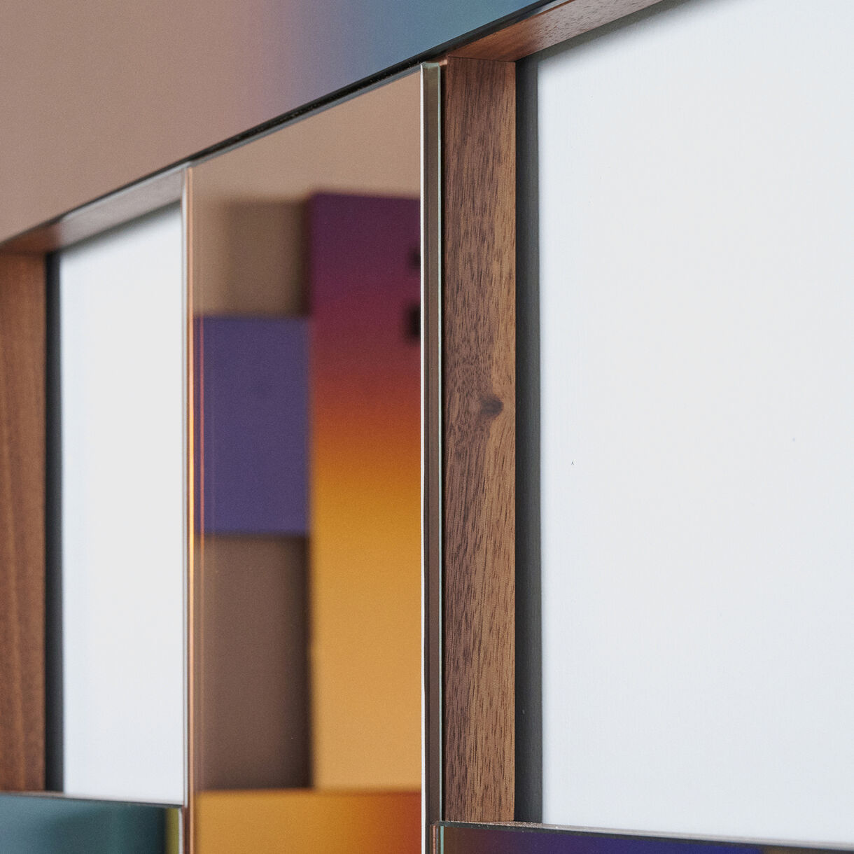 Lattice Mirror