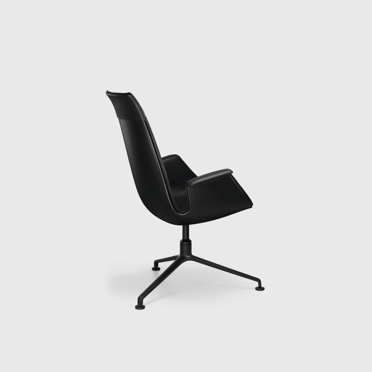 Walter Knoll FK Bucket Chair Living Edge