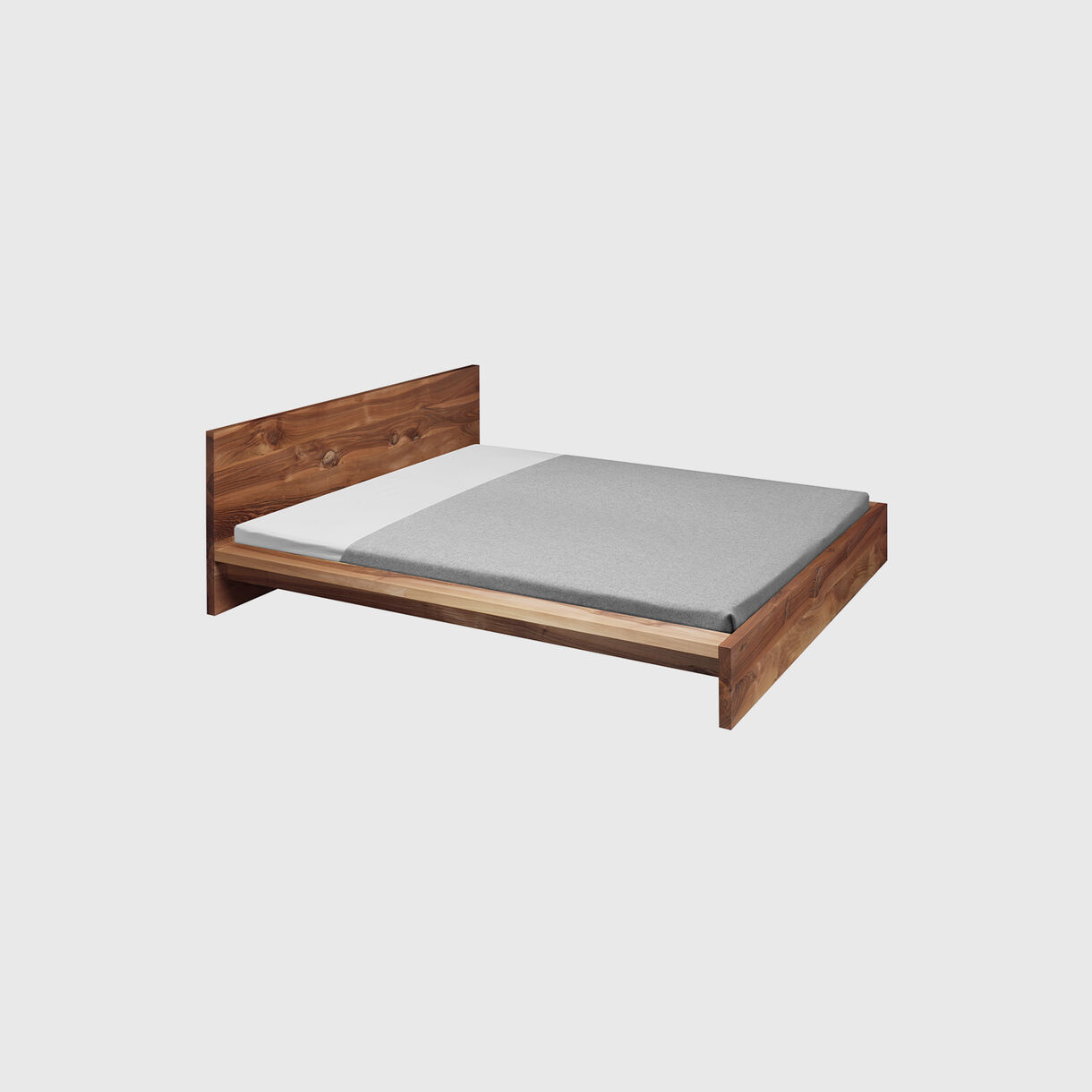 Mo Bed, Walnut