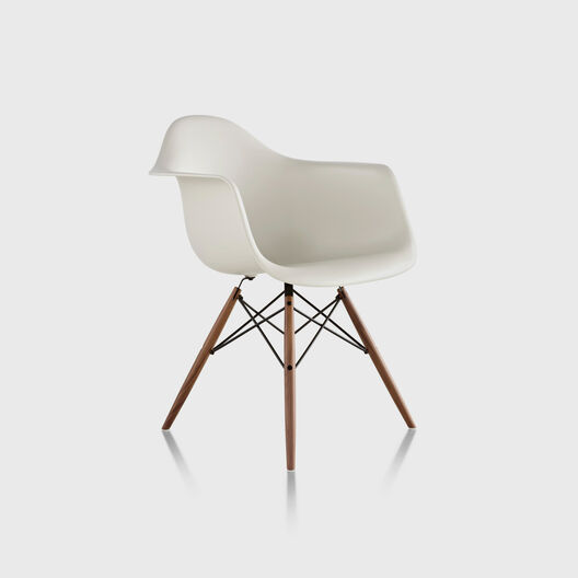 Eames&reg; Moulded Plastic Armchair, Dowel