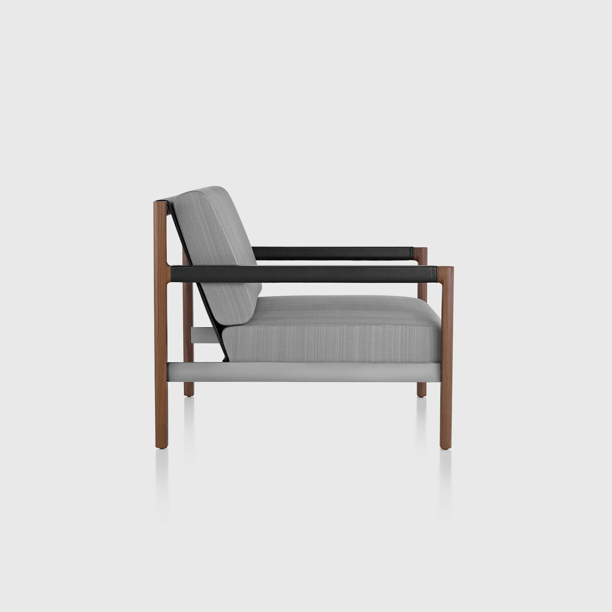 Brabo Lounge Chair