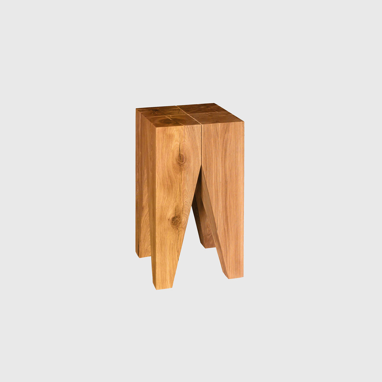 Backenzahn Side Table in Oak
