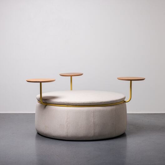Lasso 3-Seat Round Bench with 3 Tables, Oak Veneer