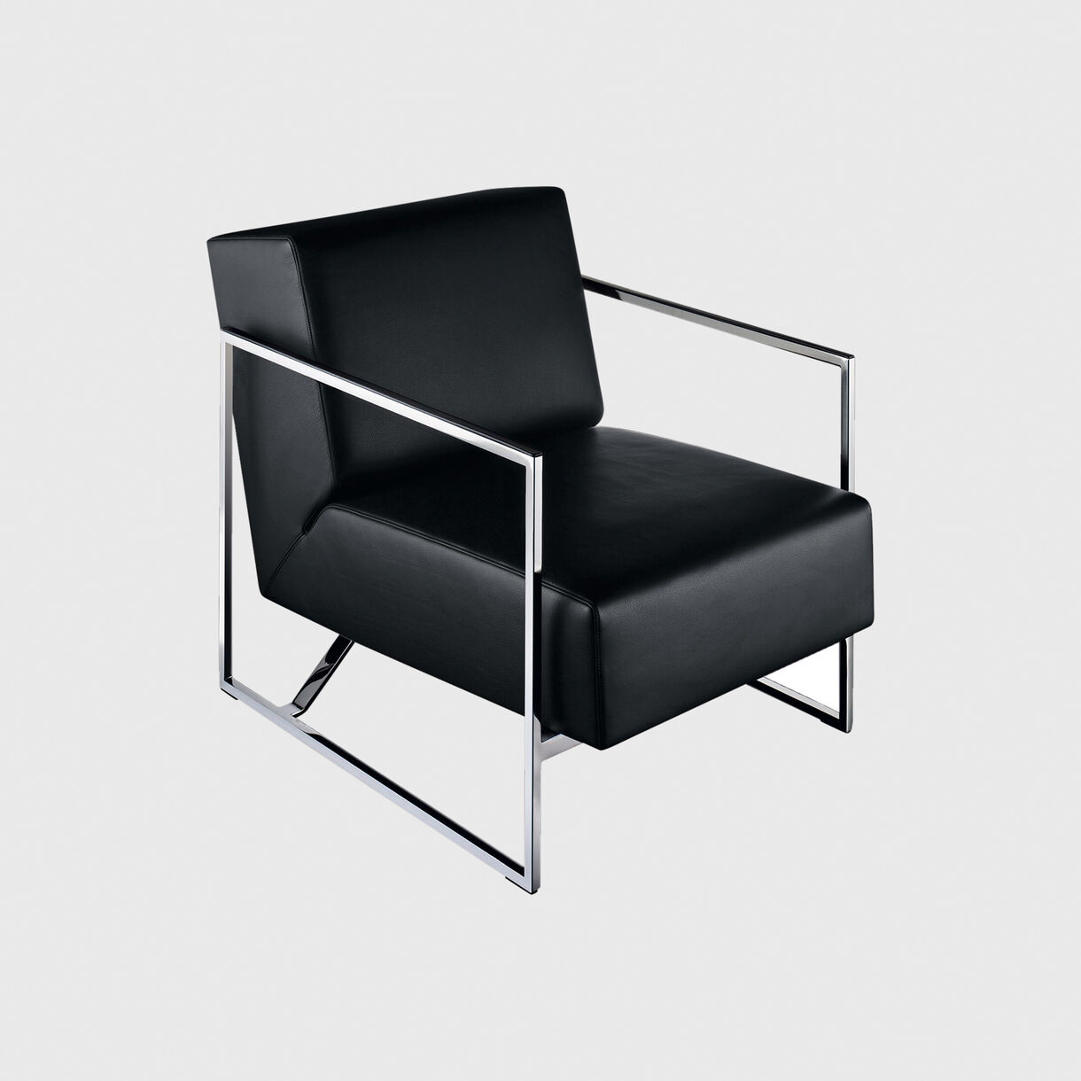 Sen Armchair, Front Quarter, Black