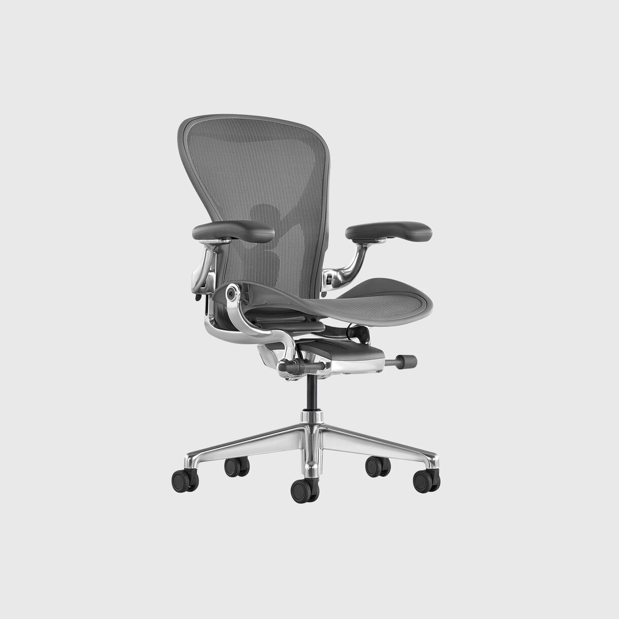 Aeron Chair, Size B, Carbon Aluminium