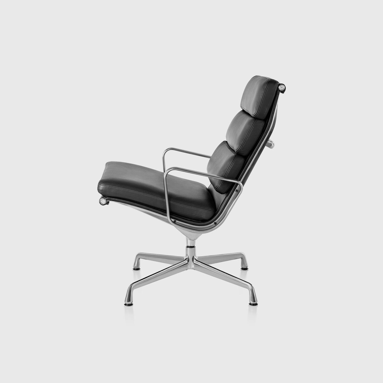 Eames Soft Pad Lounge Chair, 3 Cushions, Black Leather & Polished Aluminium