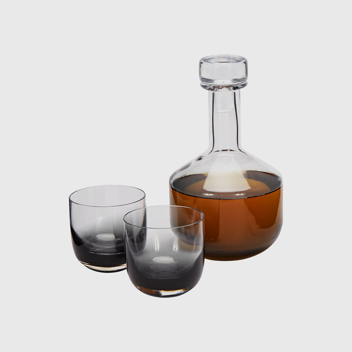 Tank Whiskey Decanter, Black, Full, with Glasses