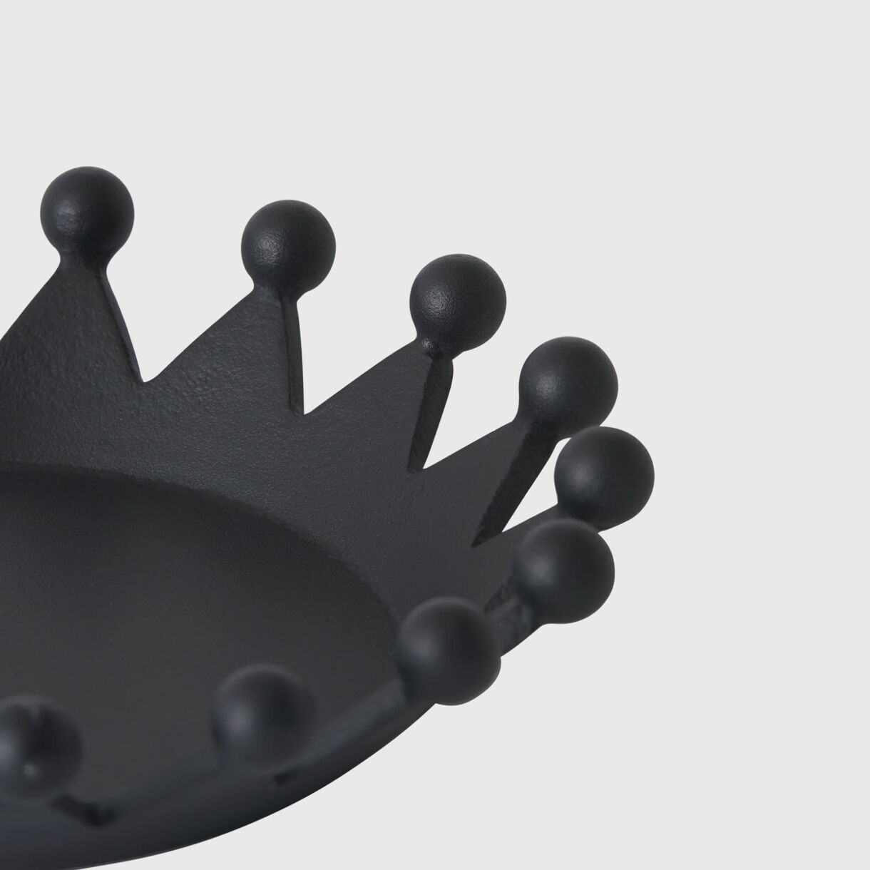Cast Iron Crown, Flat
