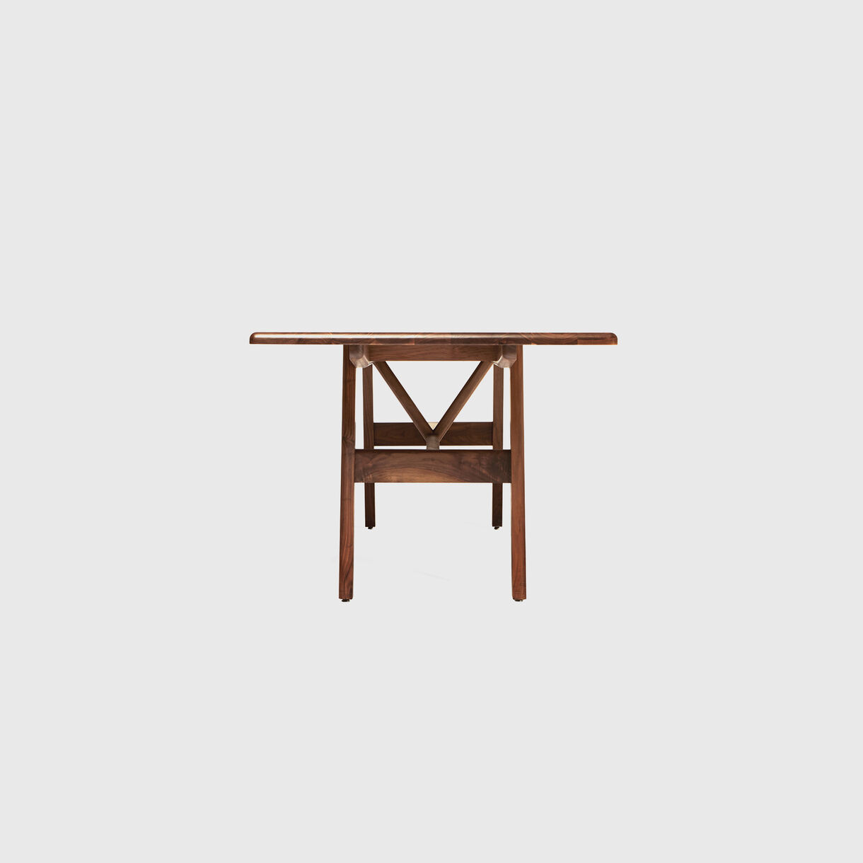 Kant Table, Walnut
