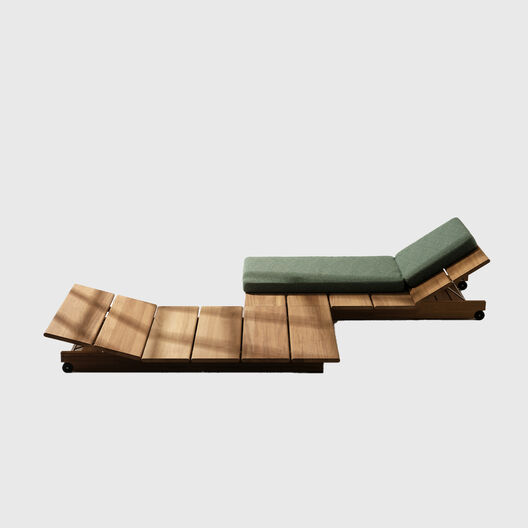 Eolie Sunlounger