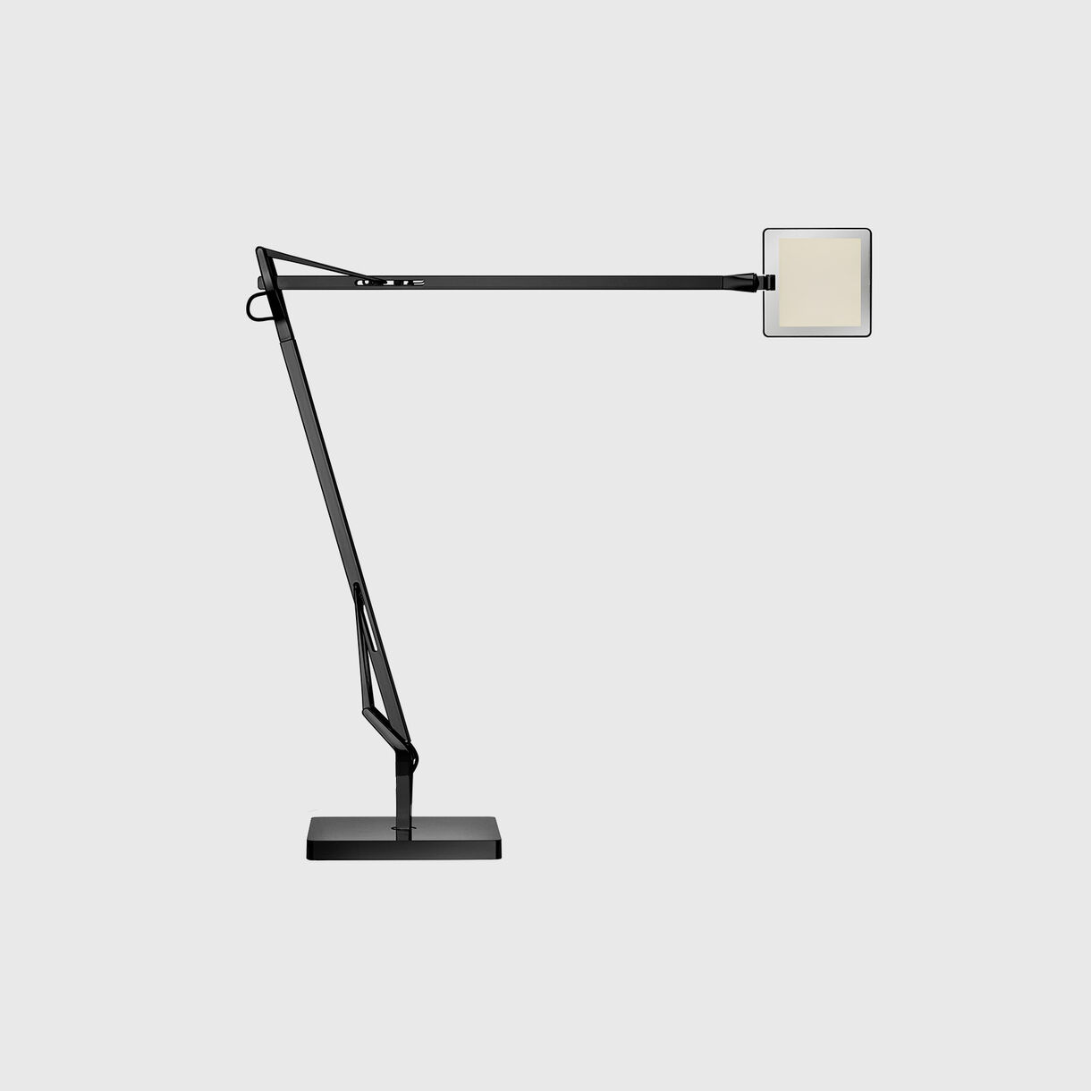 Kelvin Edge Base Lamp, Black