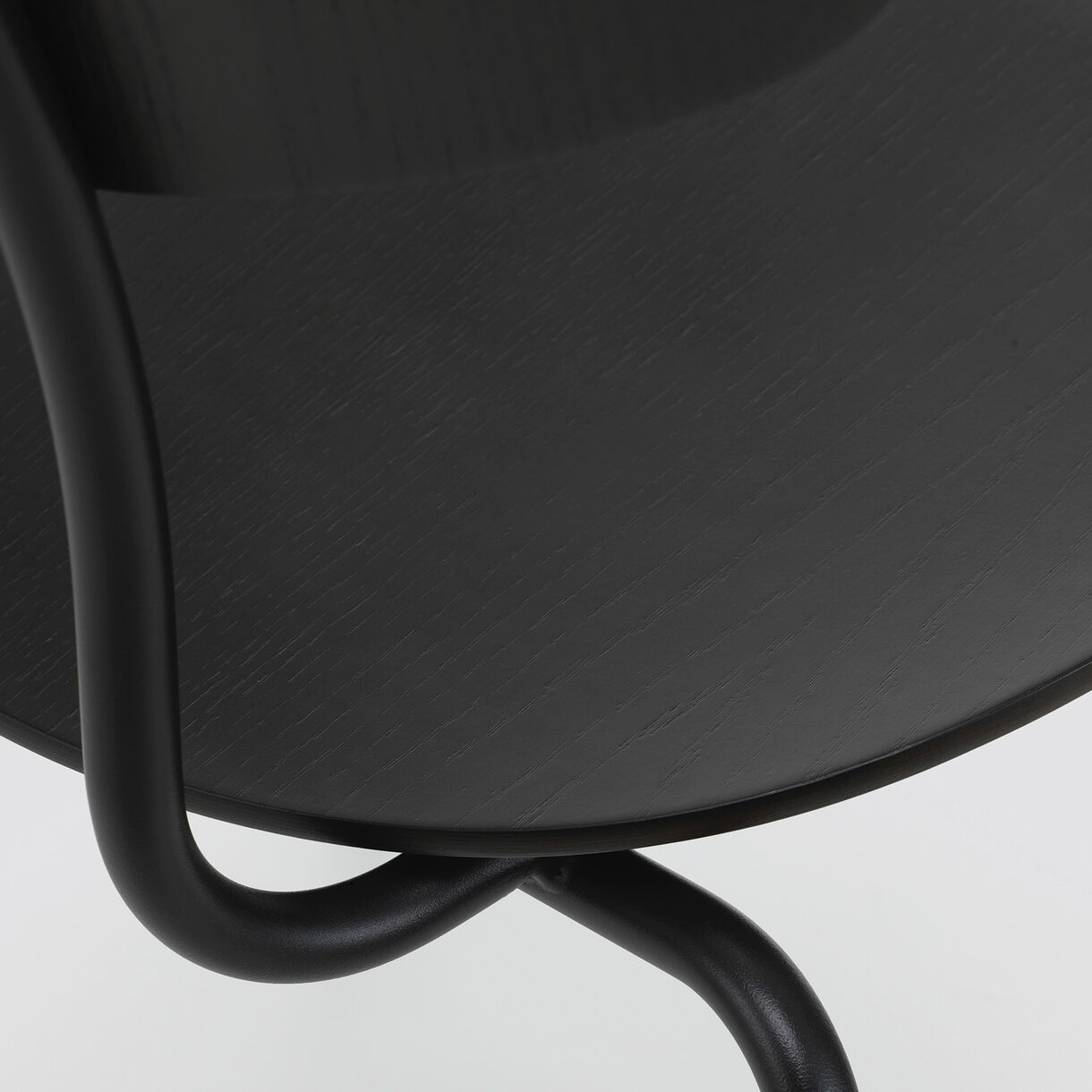 Moca Chair, Dark Oak & Basic Dark