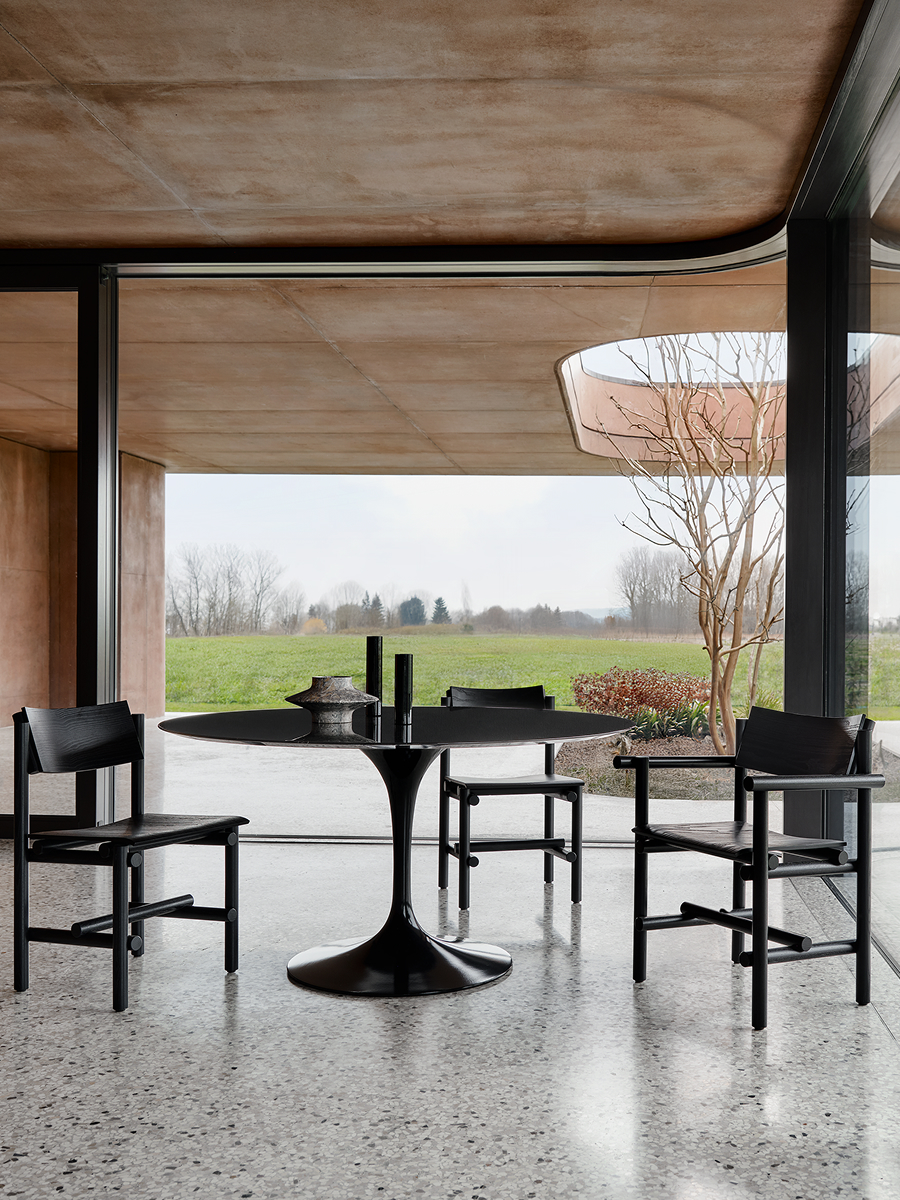 Knoll Saarinen Dining Table