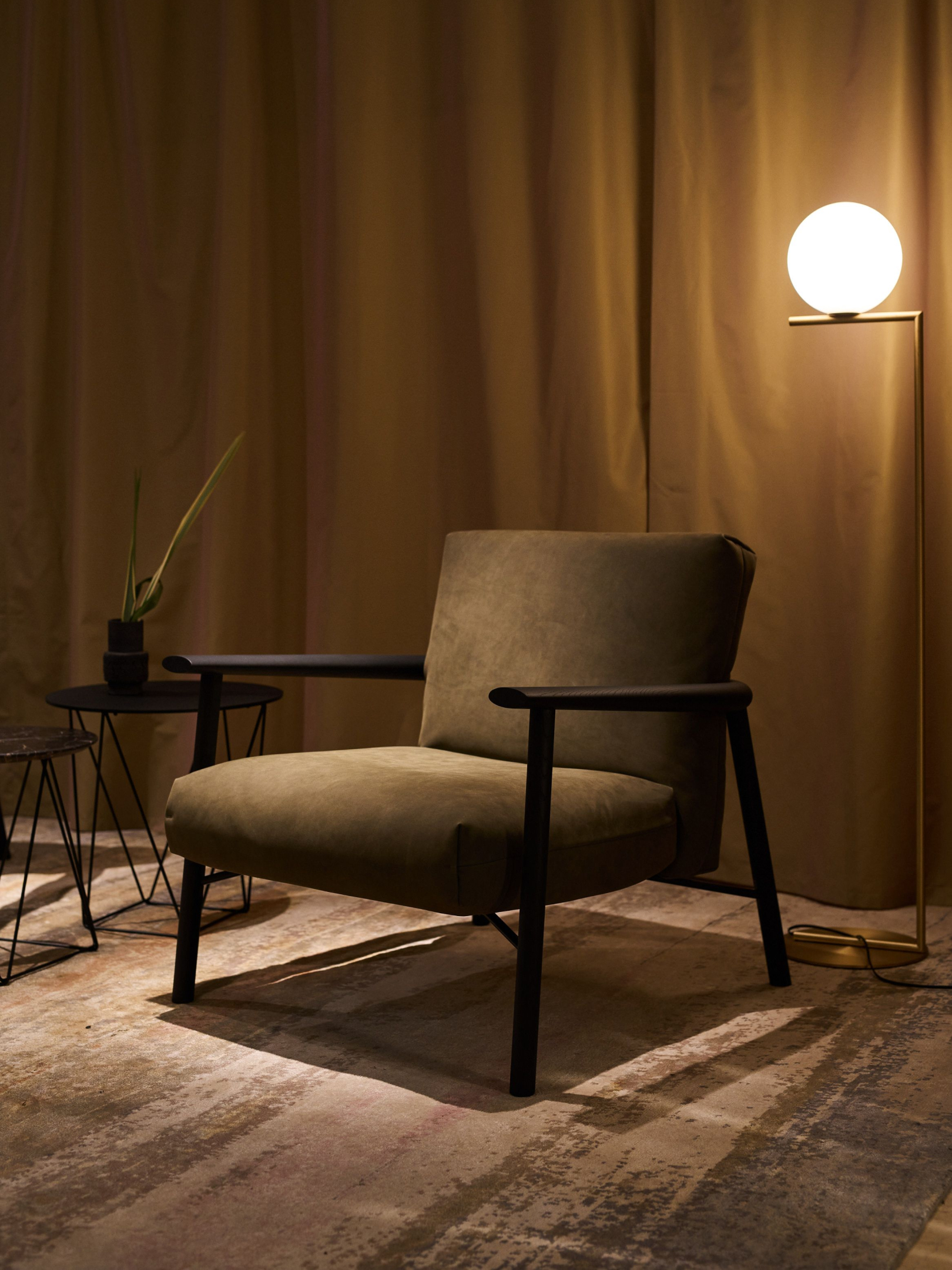 Samay Armchair by Walter Knoll image 1