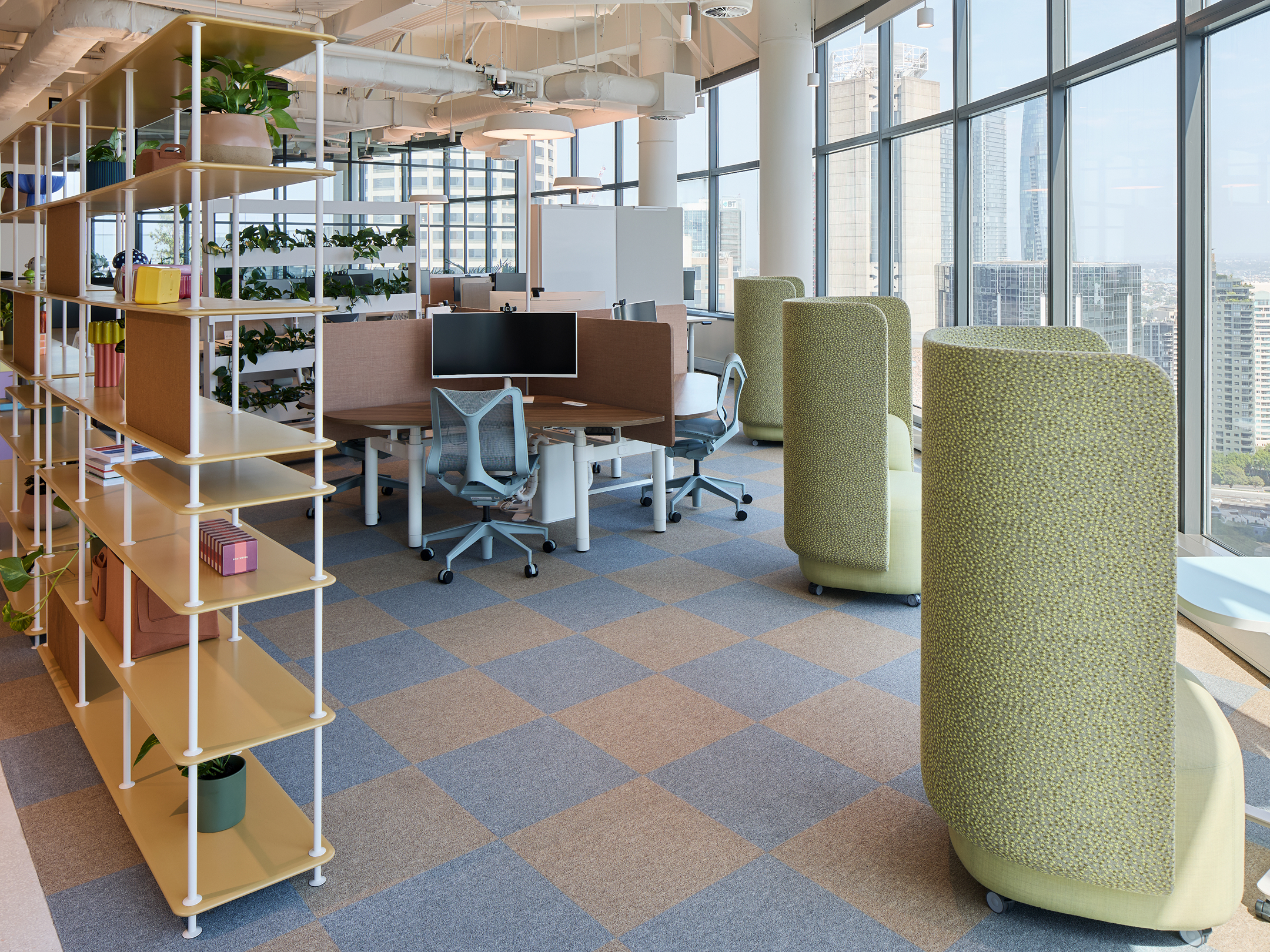 Sayl Chair workplace setting