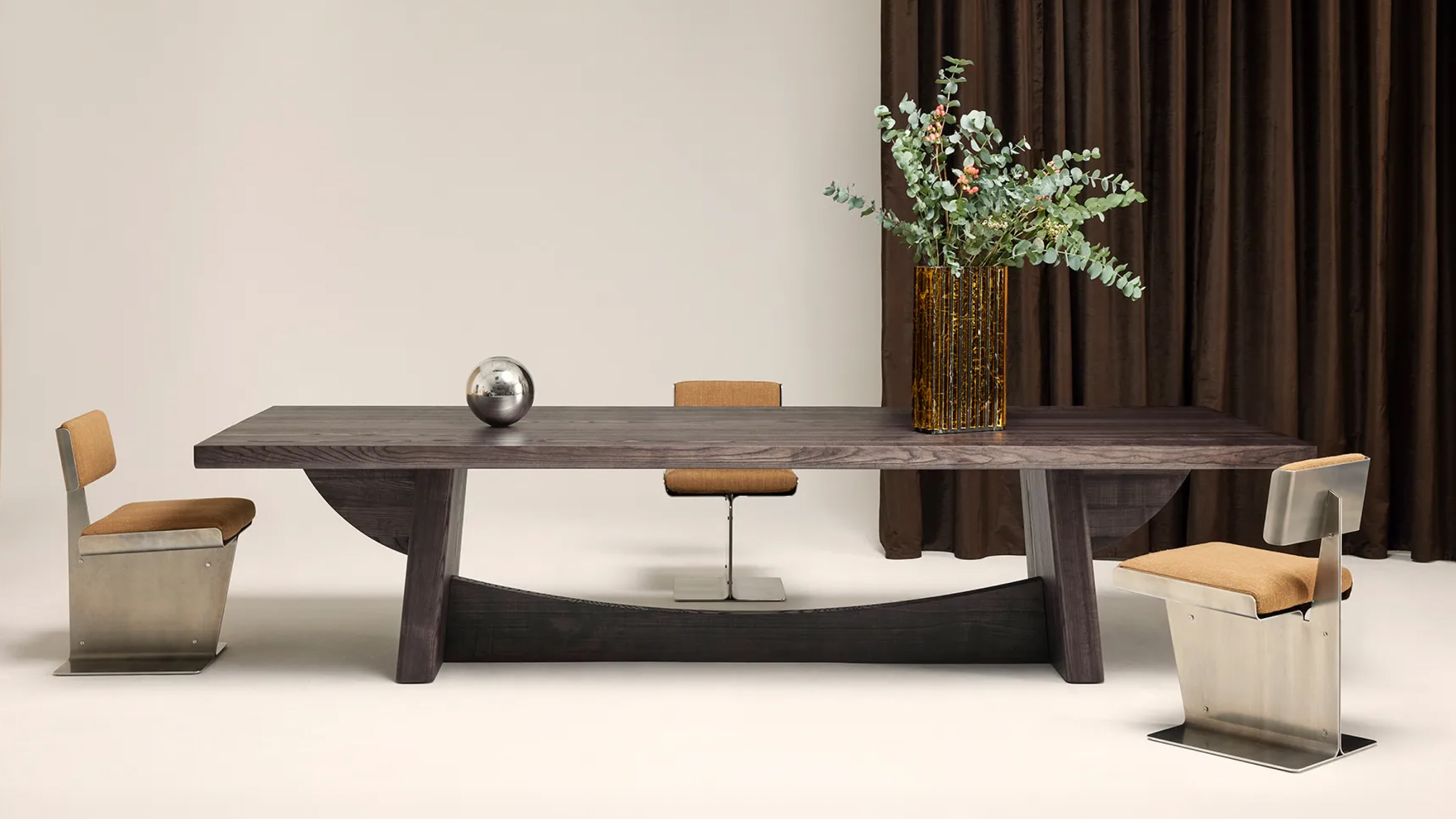 Eclipse Dining Table