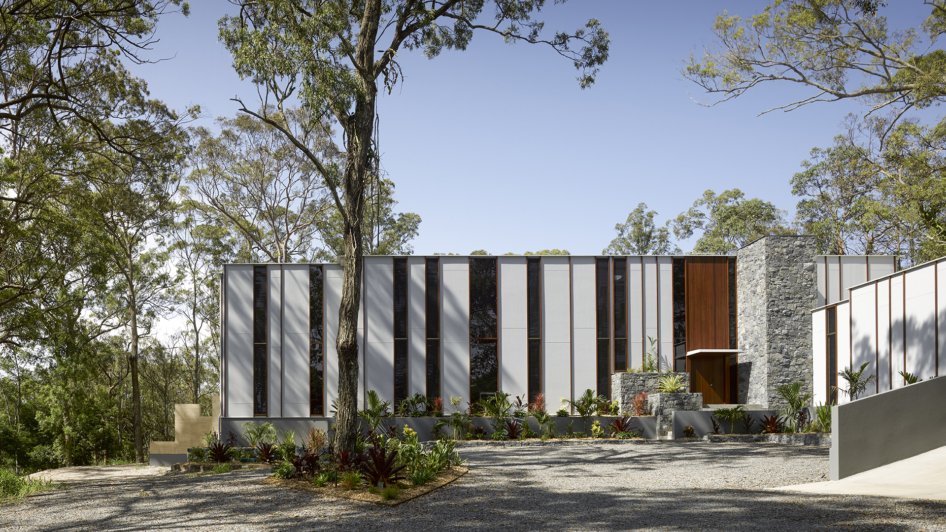 J&J Residence by Hogg&Lamb