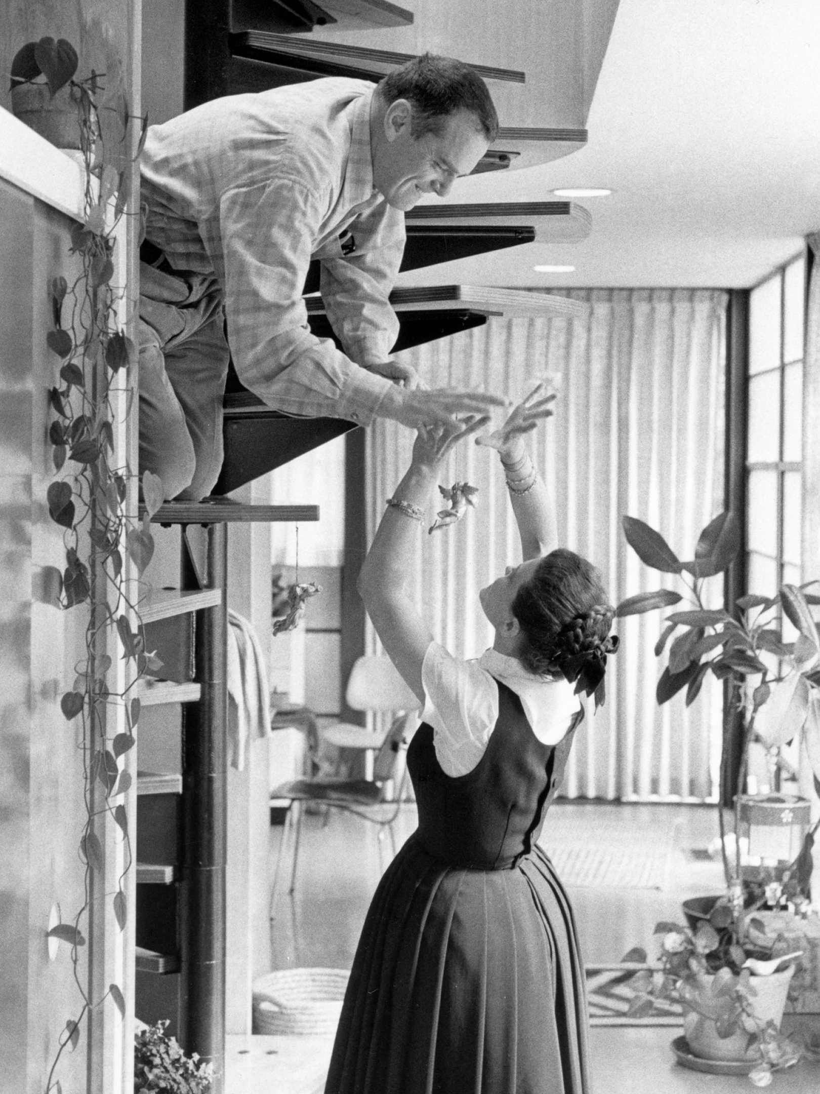 Archival Eames Lounge Chair and Ottoman image