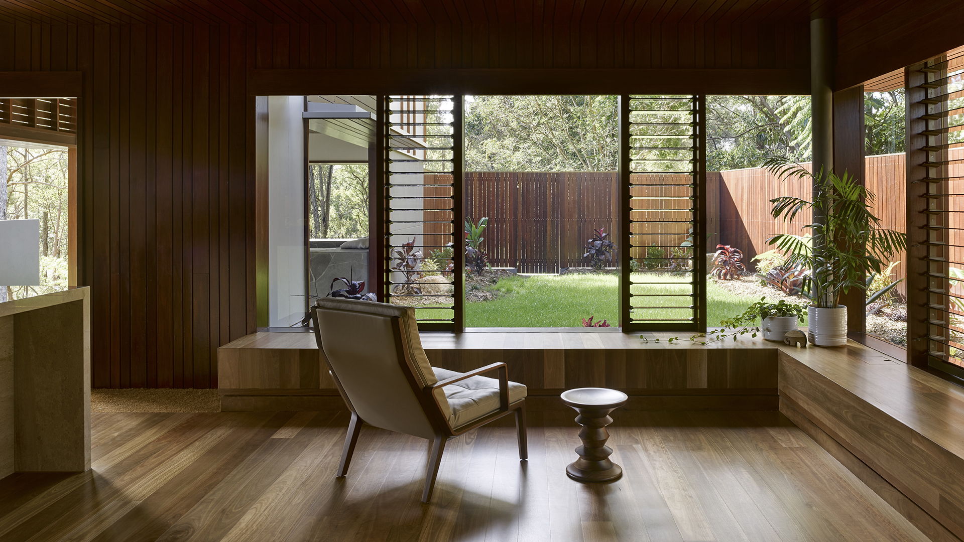 J&J Residence by Hogg&Lamb