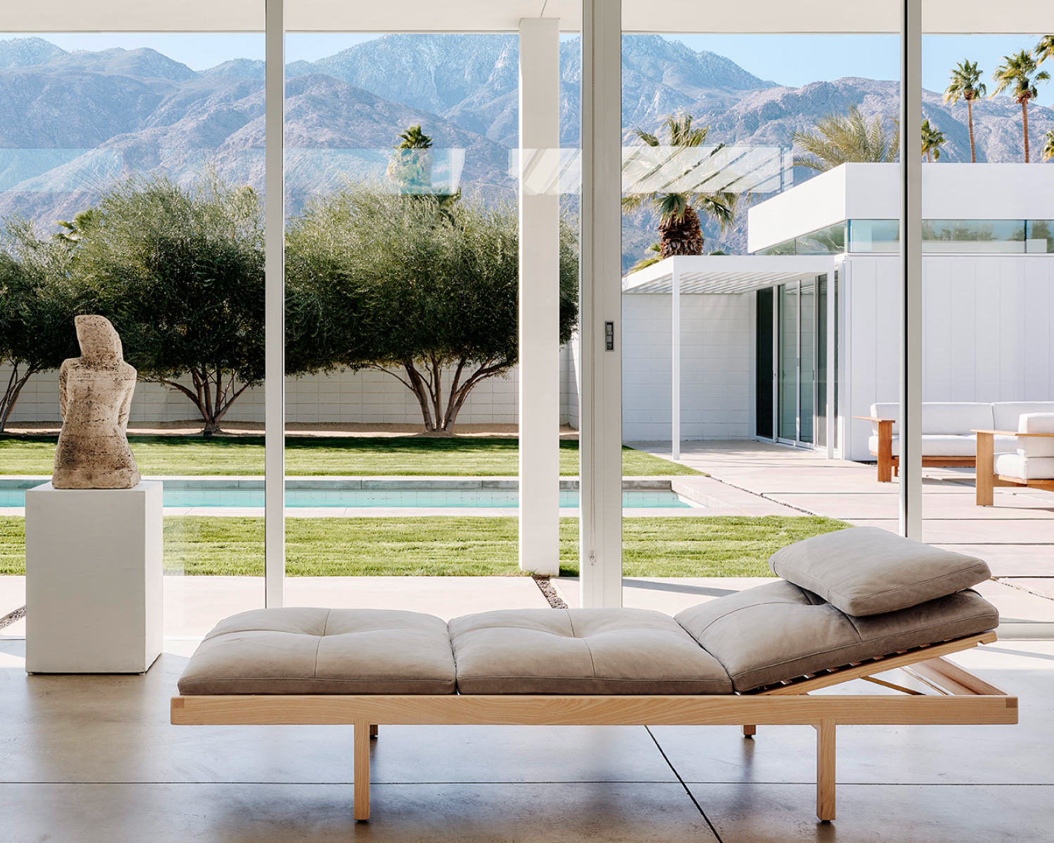 BassamFellows Daybed