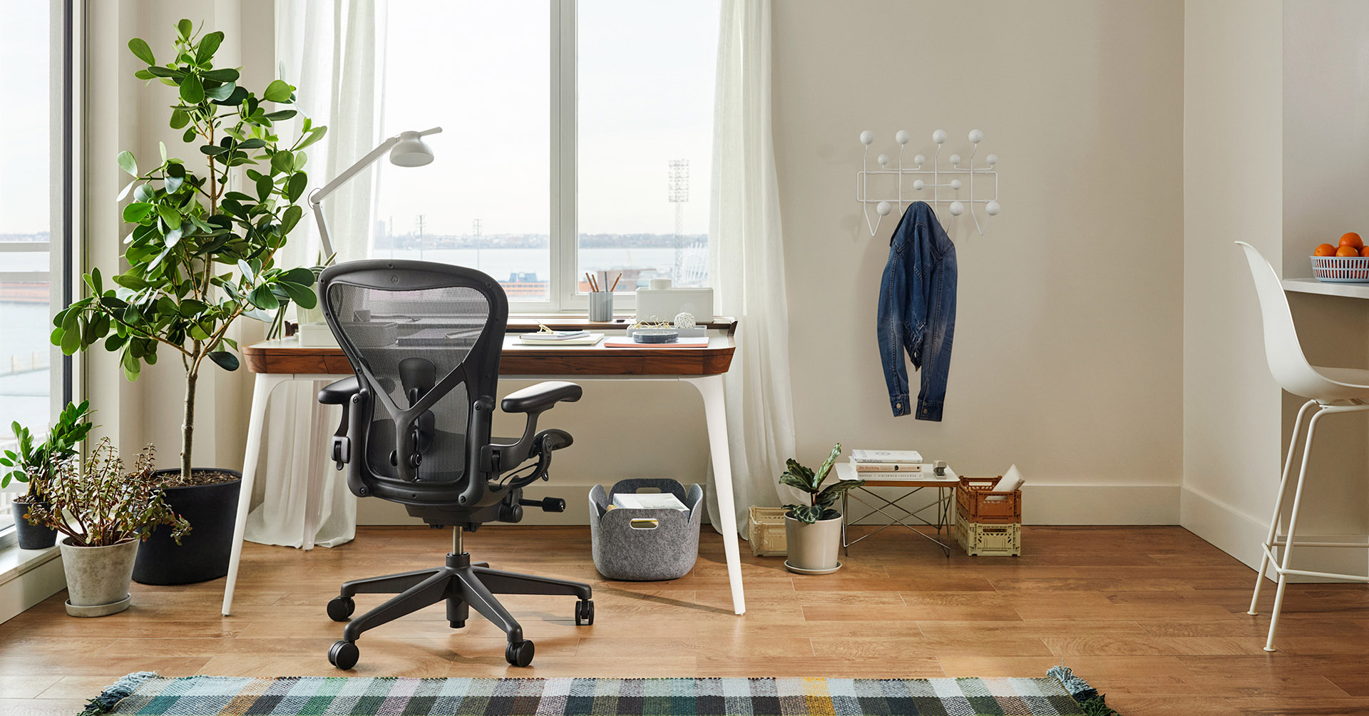 Herman Miller Aeron Chair Remastered