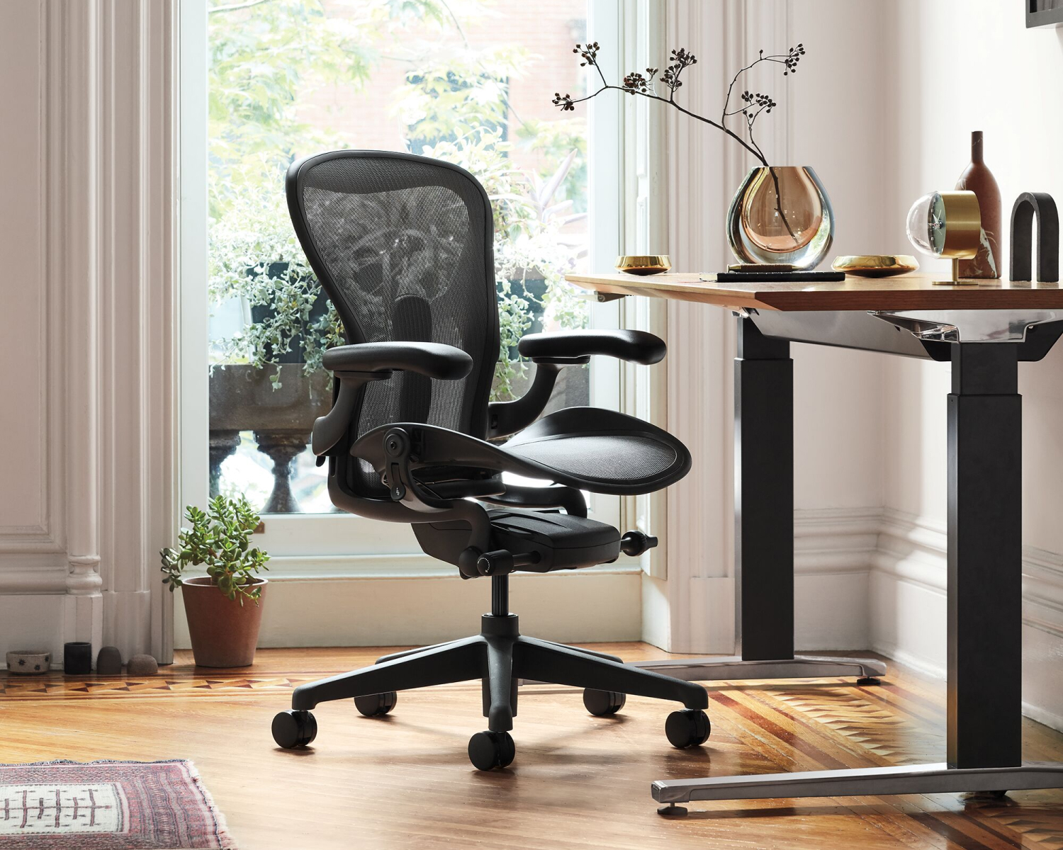 Herman Miller Aeron Chair
