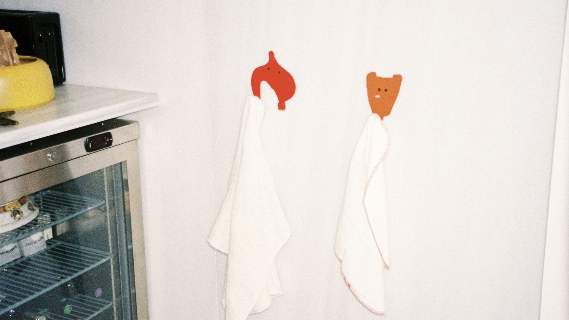 Mutant Hook Group, Lifestyle